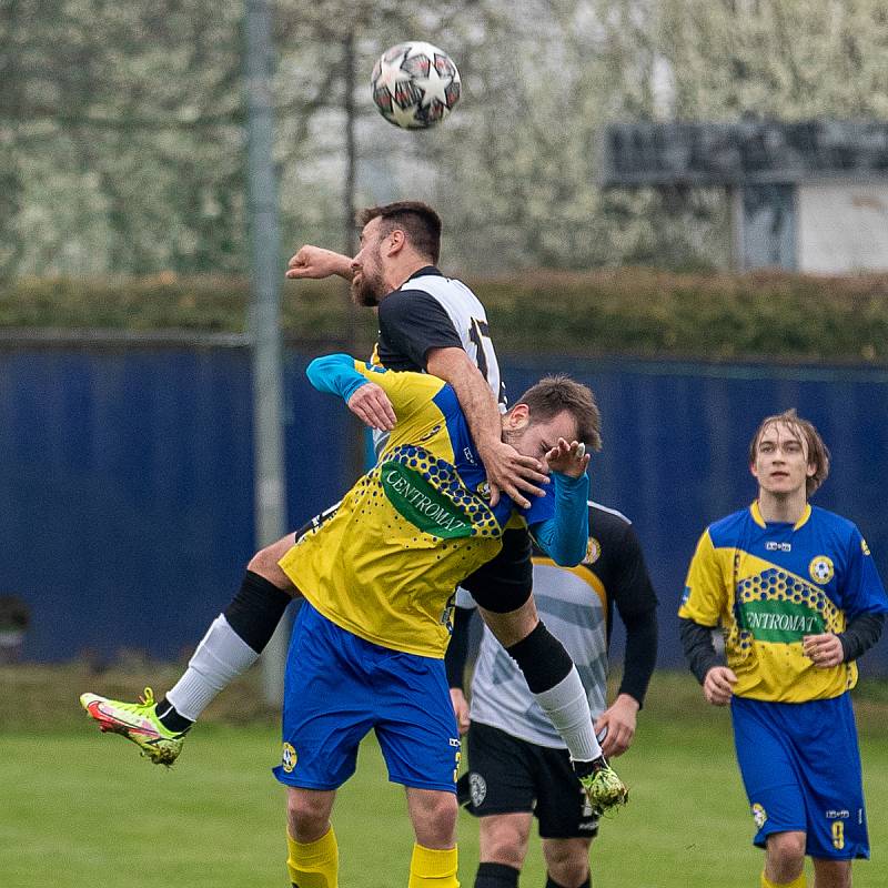 Zápas 19. kola fotbalové I.A třídy, skupiny A, Mokré Lazce - Kravaře 0:2.