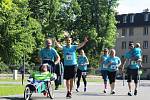 Joy Run je závod, ve kterém běhají zdraví lidé s těmi handicapovanými. V Opavě v sobotu proběhl už třetí ročník a letošek byl rekordní.