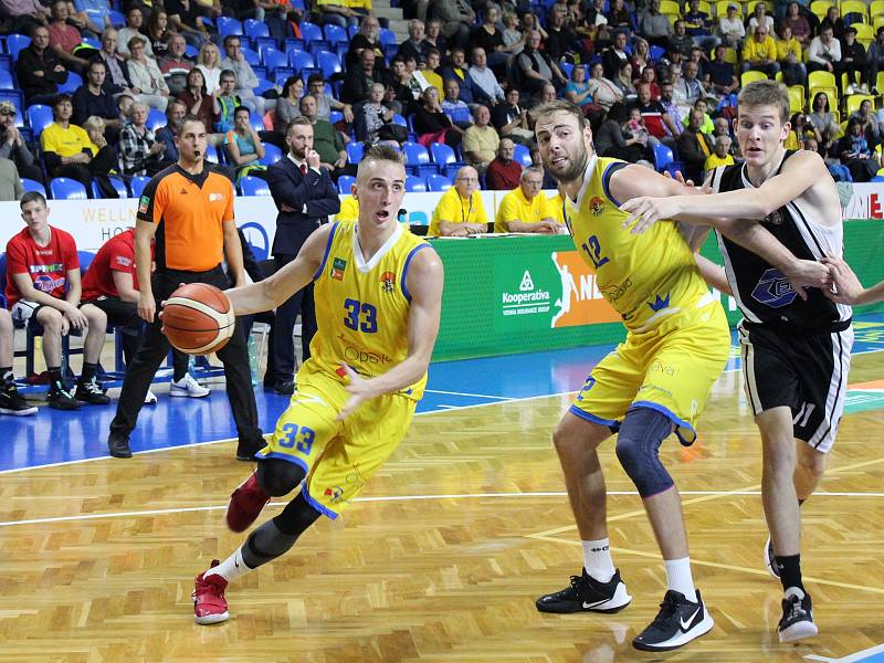 BK Opava – Egis Körmend 116:56