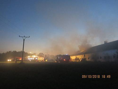 Požár v současné době již nevyužívaného zemědělského objektu ve Velkých Heralticích.