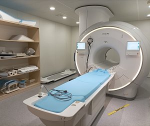 Nová magnetická rezonance už slouží pacientům.