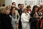 Městská galerie v Hradci nad Moravicí má do neděle 6. prosince otevřenou retrospektivní výstavu prací studentů Mendelova gymnázia v Opavě pod názvem Probuzené obrazy.