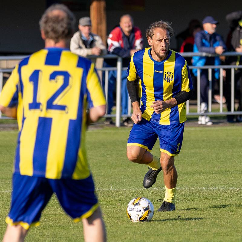 Stará garda SFC Opava - Velké Hoštice 1:1