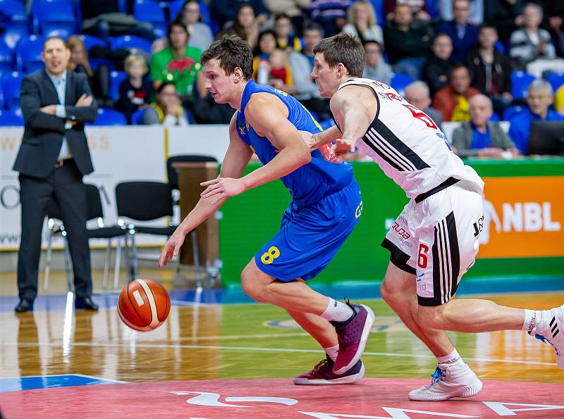 BK Opava - ČEZ Basketball Nymburk 79:81