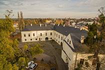 Vnitřní část hlučínského zámku dostala novou fasádu.