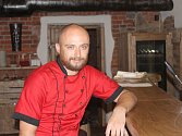 Šéfkuchař Martin Šimera chce ze Středověkých pivních sklepů udělat nejvyhlášenější restauraci v Opavě.