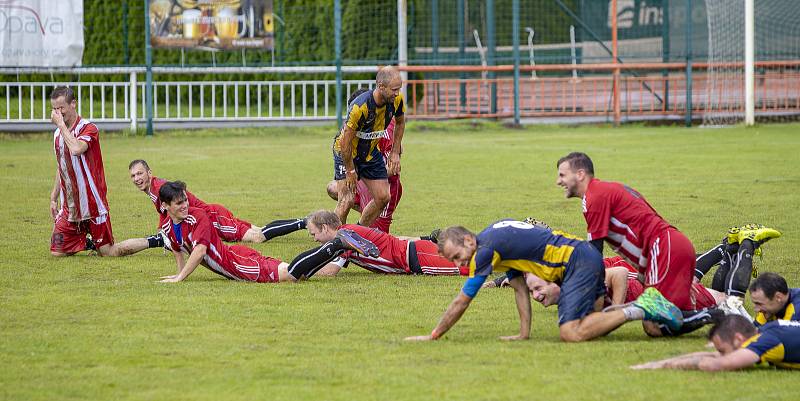 TJ Slavia Malé Hoštice slaví 95 let fotbalu v obci.TJ SLAVIA MALÉ HOŠTICE - SFC OPAVA 4:4