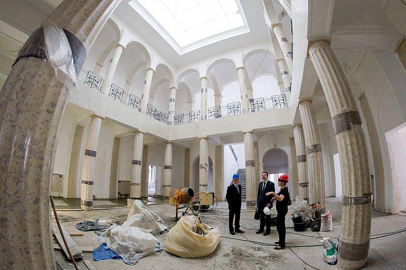 Druhá etapa rekonstrukce muzea bude se bude soustředit na interiér. Muzeum by se znova mělo zpřístupnit veřejnosti od jara příštího roku.
