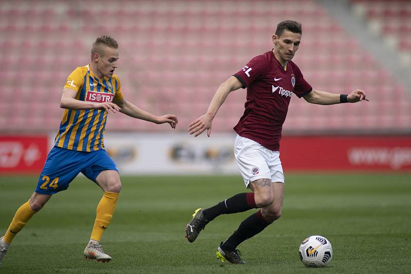 Praha - Zápas fotbalové FORTUNA:LIGY mezi AC Sparta Praha a SFC Opava 25. dubna 2021. Lukáš Kania (SFC Opava).