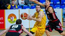 BK Opava – Dekstone Tuři Svitavy 81:80