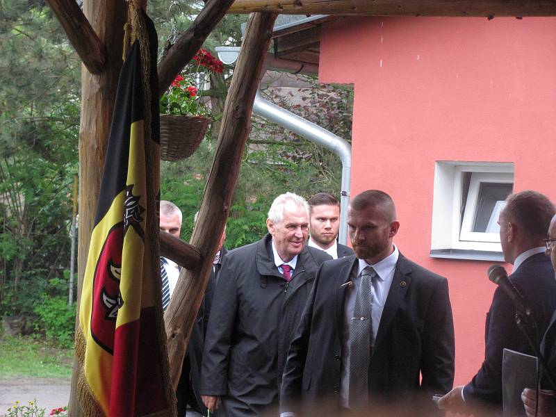 Prezident Miloš Zeman zakončil návštěvu kraje ve Slezských Pavlovicích