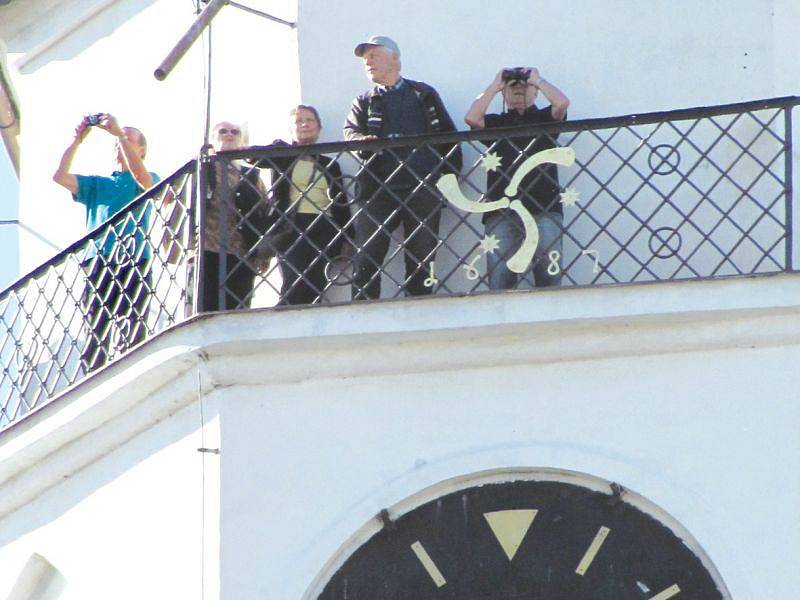 Svatý Martin v roce 2014 zpřístupnil své věže veřejnosti. Láká turisty na prohlídku bytu věžníka, který bydlel v kostelní věži.