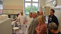 Zdravotní výbor Moravskoslezského kraje navštívil krnovskou nemocnici.