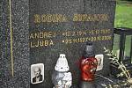 Na hřbitově v Široké Nivě odpočívá hrdina druhé světové války Andrej Šuhaj. Jeho starší bratr vstoupil do historie jako hlavní postava románu Nikola Šuhaj loupežník.