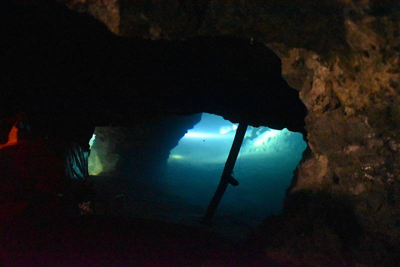 Potápěči mají v zaplaveném dole Hraničná k dispozici stometrovou hloubku a kilometry chodeb. Nic podobného široko daleko nenajdete.