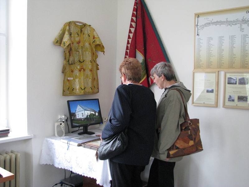 Čeští a němečtí obyvatelé Lichnova založili muzeum společné historie. "Myslím, že tento den je významnější, než si dnes uvědomujeme," řekla starostka  Lichnova Marta Otisková při otevření muzea v roce 2009.