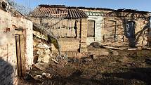 Bombardováním zničené domy ve vesnici Krasnohirivka.
