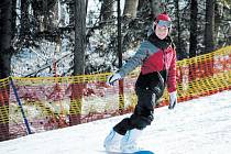 Studentka a milovnice jízdy na snowboardu Julie Raiskupová měla radost, že si může užít celotýdenní program společně se svými přáteli a spolužáky.