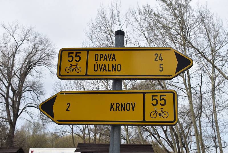 Podívejte se, jak si cyklisté v Jeseníkách a na Krnovsku užili krásný víkend.