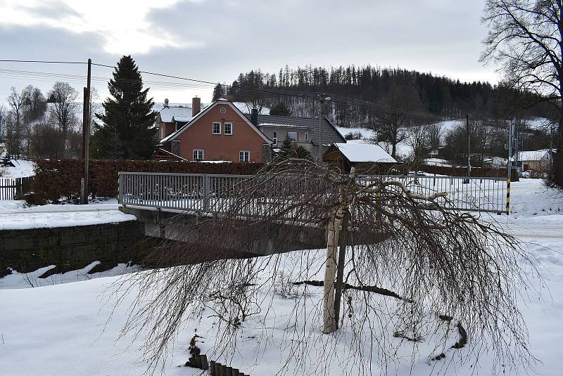 Krasov, malá podhorská obec na Krnovsku, leden 2021.