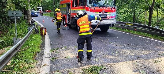Zásah hasičů u zraněného cyklisty.