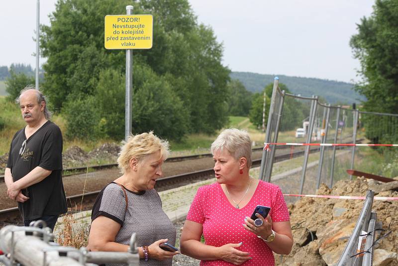 Na nádraží v Branticích 80 let sloužil výpravčímu unikátní německý zabezpečovací systém Einheit. Poslední službu měl 30. června. V červenci ho čekal  transport do železničního muzea v Ostravě.