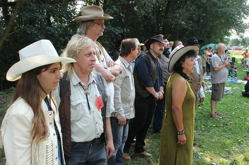 Devětadvacátý ročník festivalu country a trampské písně Eldorádo Sosnová je mrtev, ať žije příští ročník s pěkně kulatým číslem třicet.