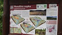 Stratovulkány Venušina sopka, Velký a Malý Roudný na Bruntálsku soptily ještě před 1,5 - 2 miliony let. Lávový proud Chřibského lesa, jenž se vylil z Velkého Roudného je 5,5 km dlouhý a až 57 m mocný. Jeho spodní část je stará 1,46 milionu let a svrchní 1