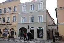 Krnovské infocentrum se přestěhovalo do historického domu v Hobzíkově ulici.