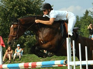 Petra Špalková s koněm Jokr 1 Martex (JK Caballero) zvítězila v hlavní soutěži Bezručova poháru.
