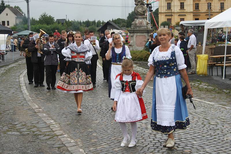 Dožínky ve Slezských Rudolticích na Osoblažsku jsou připomínkou tradic a oslavou sklizené úrody.