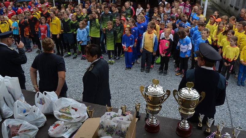 Holčovice hostily krajskou pohárovou soutěž hasičů, ve které se utkalo 17 družstev mladších a 17 družstev starších žáků.