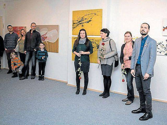 Příběhy - to je název výstavy Lenky Kamínkové, Daniely Mikuláškové a Bronislavy Šnajdrové v Rýmařově.
