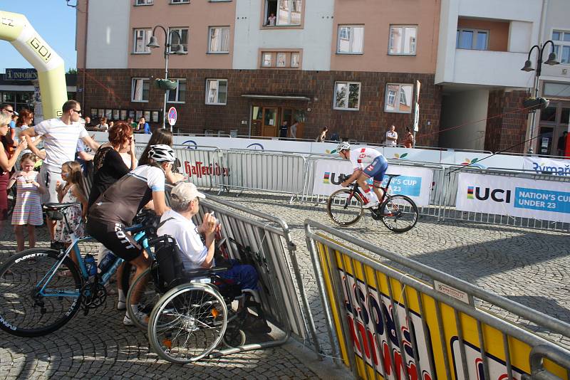 Do Krnova se po roce vrátil Závod míru U23, kterého se účastní nejlepší cyklisté do 23 let z celého světa. Začal dloukilometrovým prologem, který měl start i cíl na krnovském náměstí.