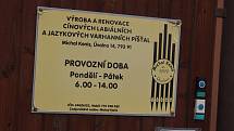 Úvalno bylo v Moravskoslezském kraji vyhlášeno Vesnicí roku 2018. Porotu zaujalo  originalitou a tvořivým přístupem k rozvoji.