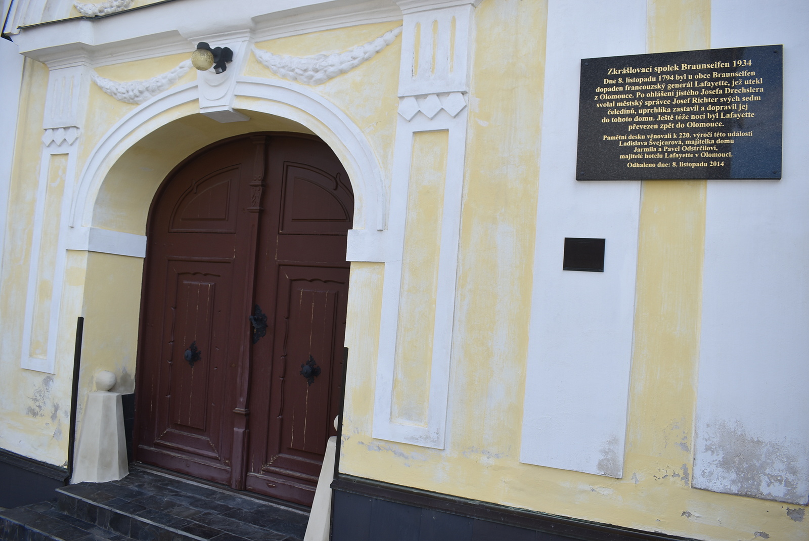 Dům na Bruntálsku, kde skončil útěk francouzského generála Lafayetta -  Bruntálský a krnovský deník
