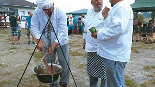 V Moravskoslezském Kočově se vařil i žabí guláš - Bruntálský a krnovský  deník