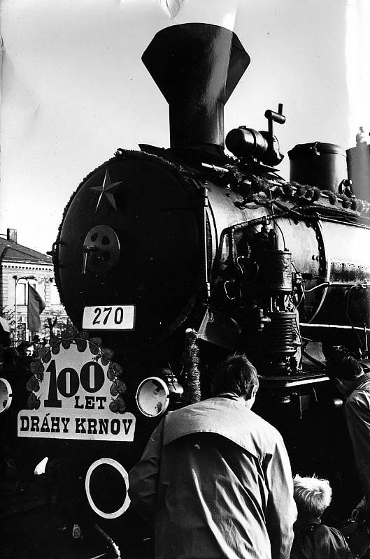 Fotografie k článkům Jana Dokládala o historii železniční dopravy na Krnovsku.