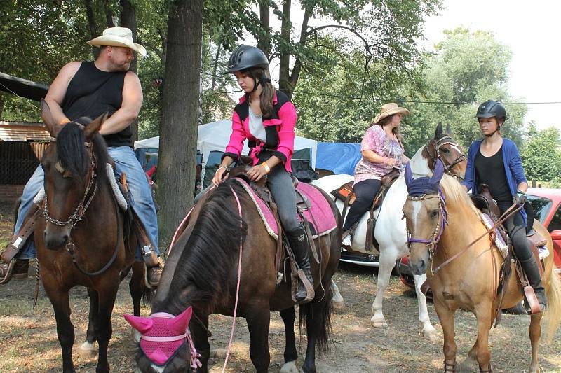 Devětadvacátý ročník festivalu country a trampské písně Eldorádo Sosnová je mrtev, ať žije příští ročník s pěkně kulatým číslem třicet.