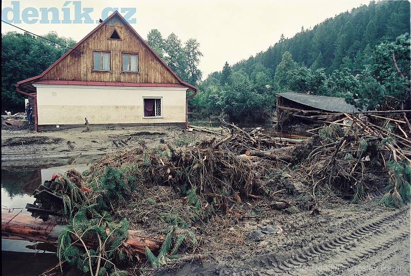 Povodně, 19-20. července 1997, Holčovice, Široká Niva, Karlovice a Zátor Loučky.