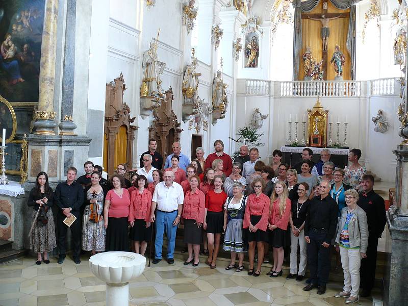 Rodák ze Slezských Rudoltic Wilfried Sendler je výtečný houslista a hudební pedagog. Loni oslavil devadesáté narozeniny.