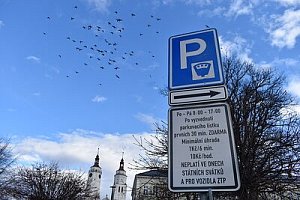 Parkování v centru Krnova bude od 1. dubna dražší.