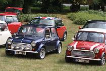 První automobil Mini byl vyroben v roce 1959. V Krnově se setkali majitelé těchto roztomilých autíček, aby oslavili šedesát let legendární značky.