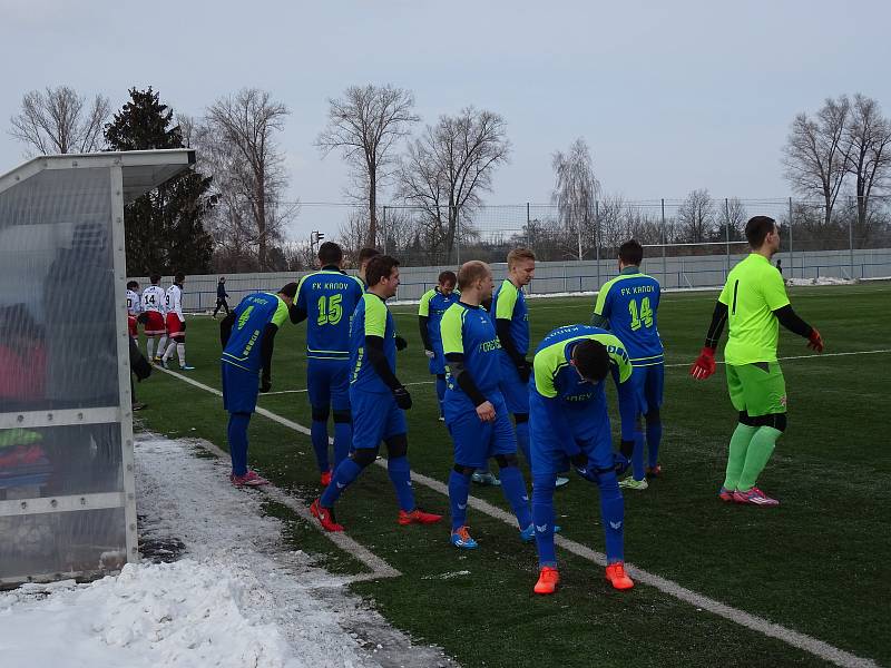 Velké okresní derby mezi Krnovem a Bruntálem se stalo šlágrem prvního jarního kola krajského přeboru. Snímky: Jan Pitřík