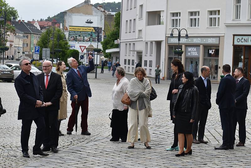 Do Krnova zavítala delegace Lichtenštejnska. Byli v ní představitelé knížecího rodu, dva princové a tři princezny. Lichtenštejni na Opavsku a Krnovsku působili čtyři století. 25. května 2023