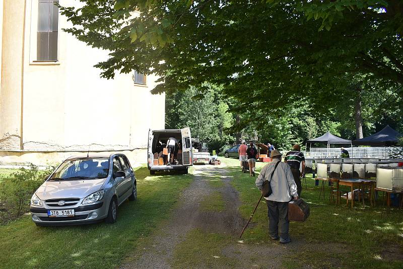 Zámecký park ve Slezských Rudolticích bude 31. července i 1. srpna dějištěm velké chovatelské výstavy.