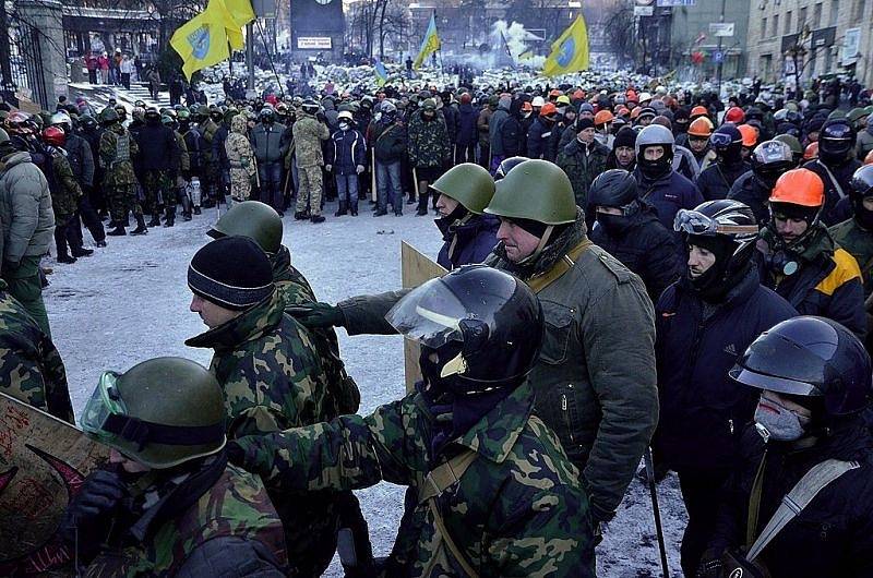 Revoluce na Ukrajině nenechala v klidu fotografa a cestovatele Ivo Dokoupila, který bydlí v Radimi u Krnova. V pátek se vrátil už ze třetí výpravy do Kyjeva.