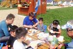 Pavel Brída tisíce kilometrů od rodného Krnova v čínském městě Wuxi postavil zábavní park zaměřený na poznávání Evropy. Čínským dětem ukazuje také kouzlo českých Velikonoc.