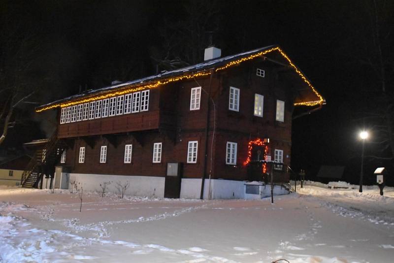 Lázeňská obec Karlova Studánka má v zimě úžasnou atmosféru.