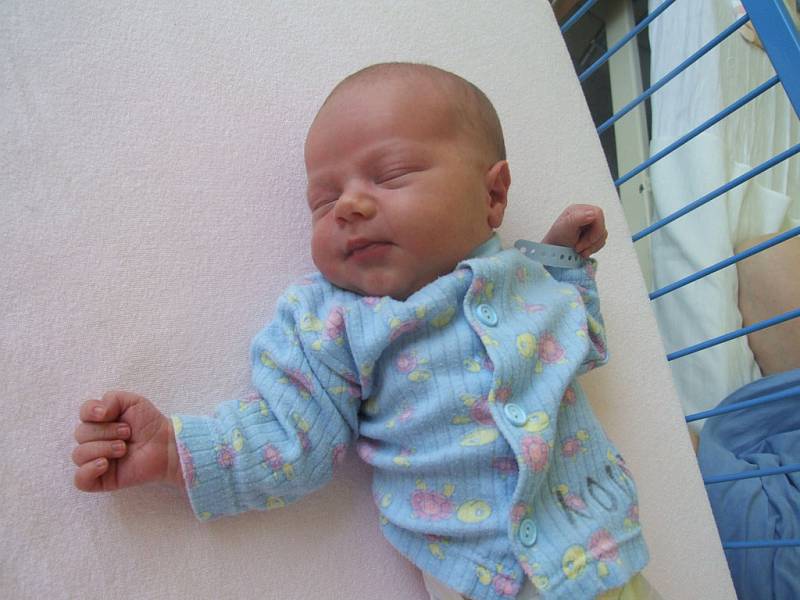 DANIEL SEBASTIAN SWIECH, narozen 30.5.2008, Ostrava, váha 3,58 kg, míra 50 cm, maminka Jana Kadlčková, tatínek Martin Swiech.